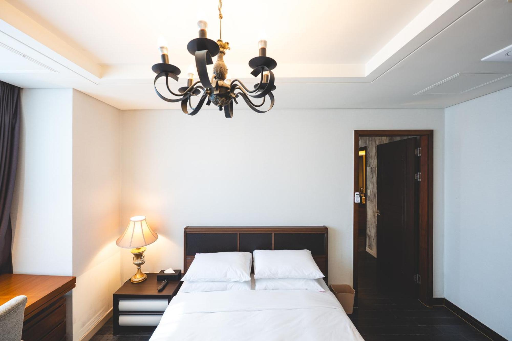 Sunset Hotel Пусан Стая снимка